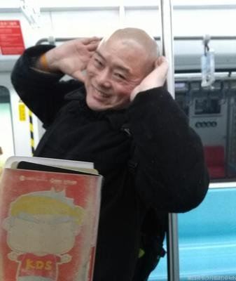 百度胖老师吧上海市公 安局轨道交通分局石宇玉老师求救 抖音快手百度贴吧百科图片视频知道搜索上海胖老师或 ...