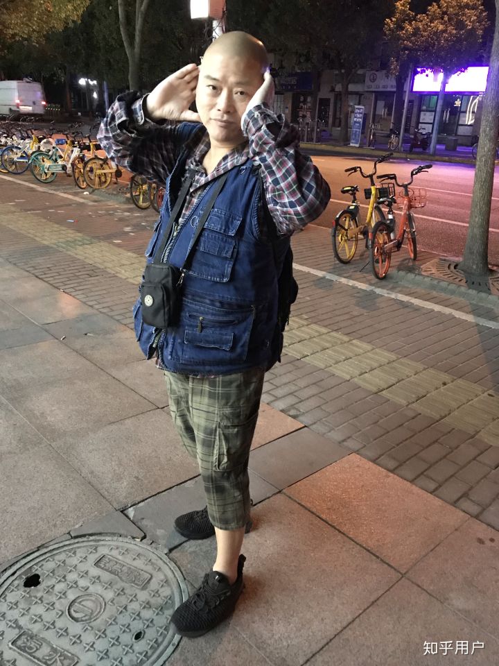 百度胖老师吧上海市公 安局轨道交通分局石宇玉老师求救 抖音快手百度贴吧百科图片视频知道搜索上海胖老师或 ...