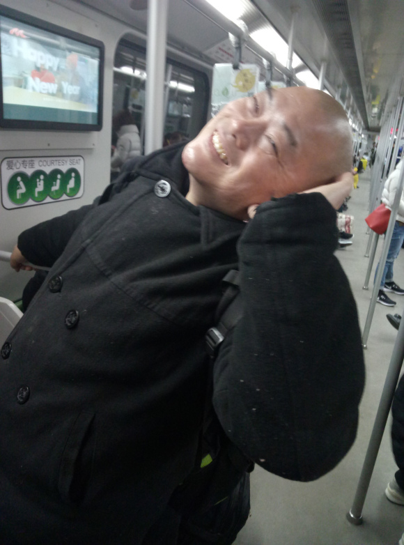 百度胖老师吧上海市公 安局轨道交通分局石宇玉老师求救 抖音快手百度贴吧百科图片视频知道搜索上海胖老师或 ...