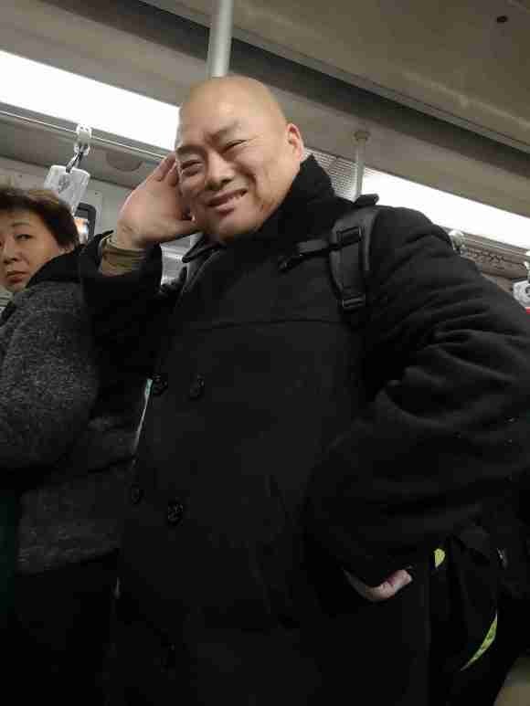 百度胖老师吧上海市公 安局轨道交通分局石宇玉老师求救 抖音快手百度贴吧百科图片视频知道搜索上海胖老师或 ...