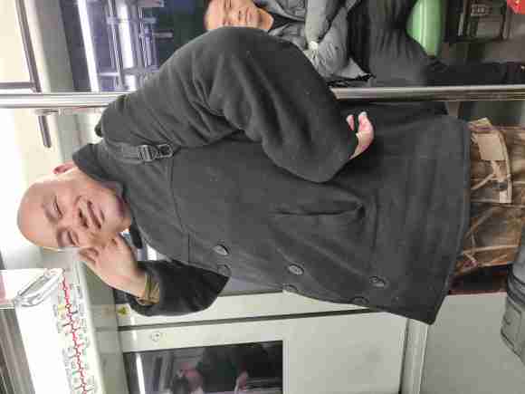 百度胖老师吧上海市公 安局轨道交通分局石宇玉老师求救 抖音快手百度贴吧百科图片视频知道搜索上海胖老师或 ...