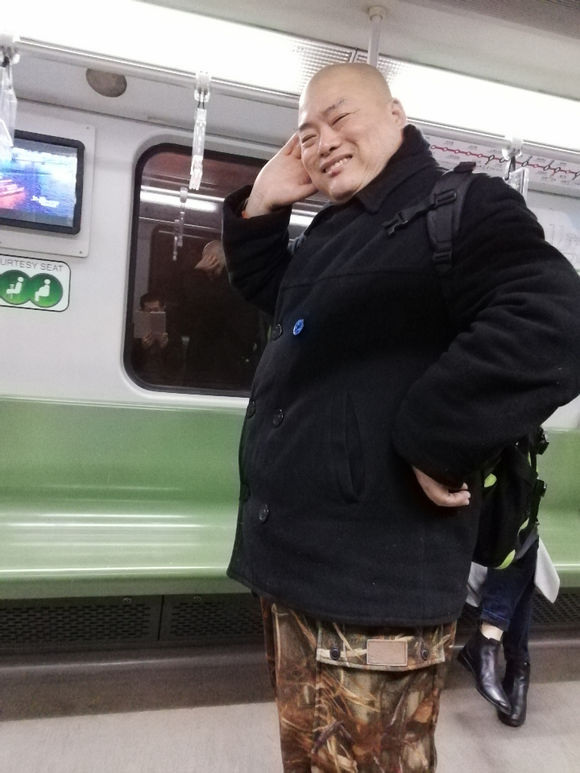 百度胖老师吧上海市公 安局轨道交通分局石宇玉老师求救 抖音快手百度贴吧百科图片视频知道搜索上海胖老师或 ...