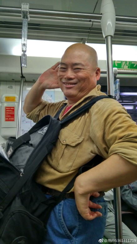 百度胖老师吧上海市公 安局轨道交通分局石宇玉老师求救 抖音快手百度贴吧百科图片视频知道搜索上海胖老师或 ...