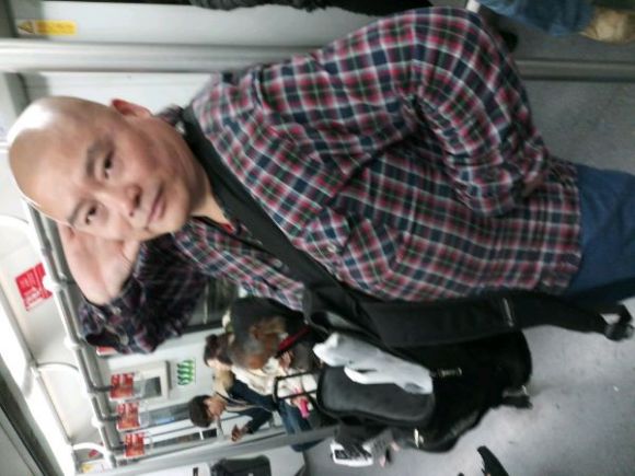 百度胖老师吧上海市公 安局轨道交通分局石宇玉老师求救 抖音快手百度贴吧百科图片视频知道搜索上海胖老师或 ...