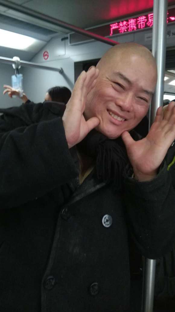 百度胖老师吧上海市公 安局轨道交通分局石宇玉老师求救 抖音快手百度贴吧百科图片视频知道搜索上海胖老师或 ...