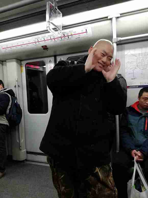 百度胖老师吧上海市公 安局轨道交通分局石宇玉老师求救 抖音快手百度贴吧百科图片视频知道搜索上海胖老师或 ...