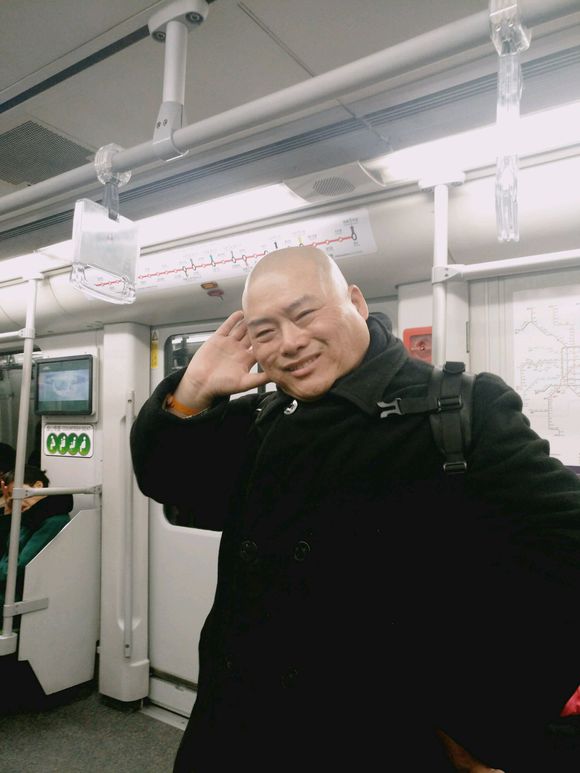 百度胖老师吧上海市公 安局轨道交通分局石宇玉老师求救 抖音快手百度贴吧百科图片视频知道搜索上海胖老师或 ...