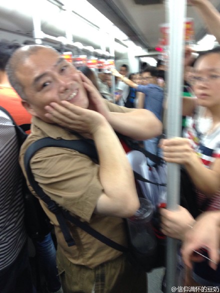 百度胖老师吧上海市公 安局轨道交通分局石宇玉老师求救 抖音快手百度贴吧百科图片视频知道搜索上海胖老师或 ...