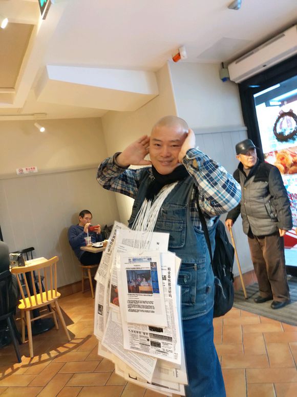 百度胖老师吧上海市公 安局轨道交通分局石宇玉老师求救 抖音快手百度贴吧百科图片视频知道搜索上海胖老师或 ...