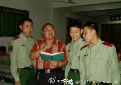 百度胖老师吧上海市公 安局轨道交通分局石宇玉老师求救 抖音快手百度贴吧百科图片视频知道搜索上海胖老师或 ...