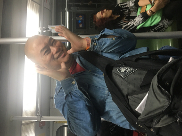 百度胖老师吧上海市公 安局轨道交通分局石宇玉老师求救 抖音快手百度贴吧百科图片视频知道搜索上海胖老师或 ...