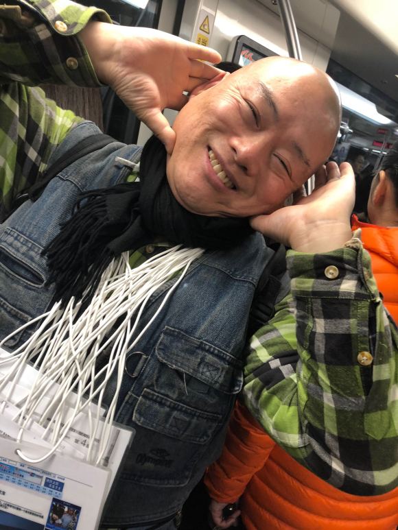 百度胖老师吧上海市公 安局轨道交通分局石宇玉老师求救 抖音快手百度贴吧百科图片视频知道搜索上海胖老师或 ...
