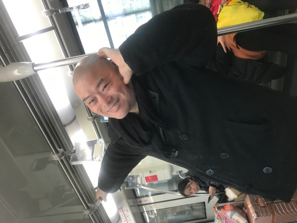 百度胖老师吧上海市公 安局轨道交通分局石宇玉老师求救 抖音快手百度贴吧百科图片视频知道搜索上海胖老师或 ...