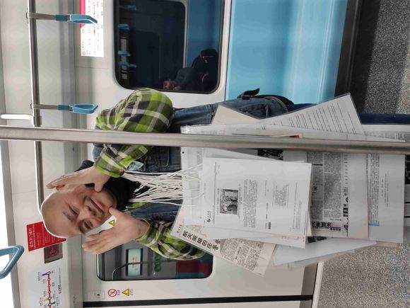 百度胖老师吧上海市公 安局轨道交通分局石宇玉老师求救 抖音快手百度贴吧百科图片视频知道搜索上海胖老师或 ...